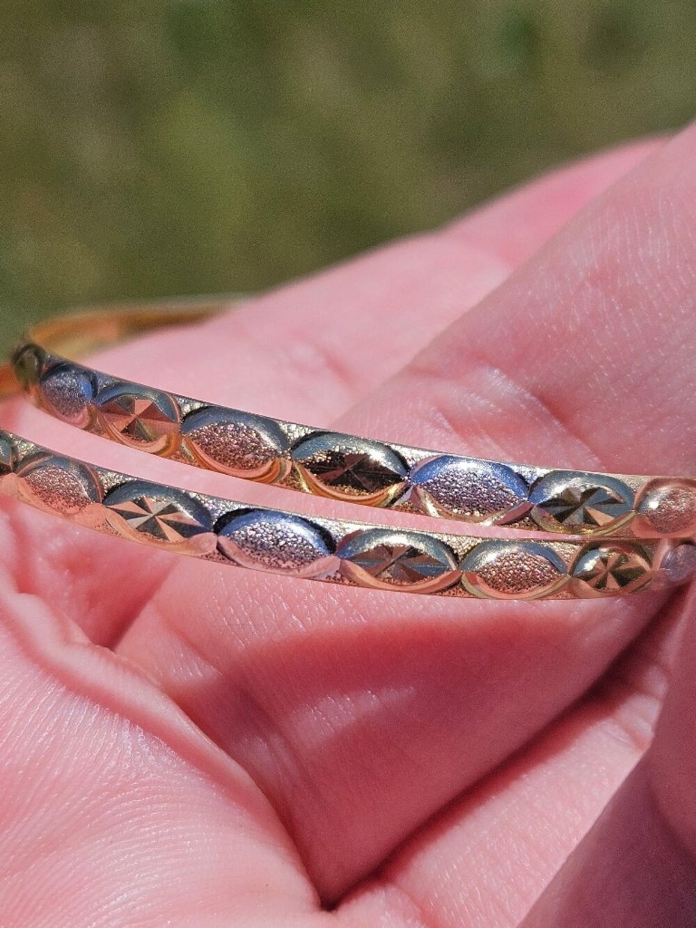 10K Tri-Color 3 Tone Gold Diamond Cut Repousse Large 2 Inch Hoop Earrings - Picture 4 of 12